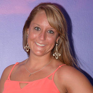 Meet your Posher, Courtney